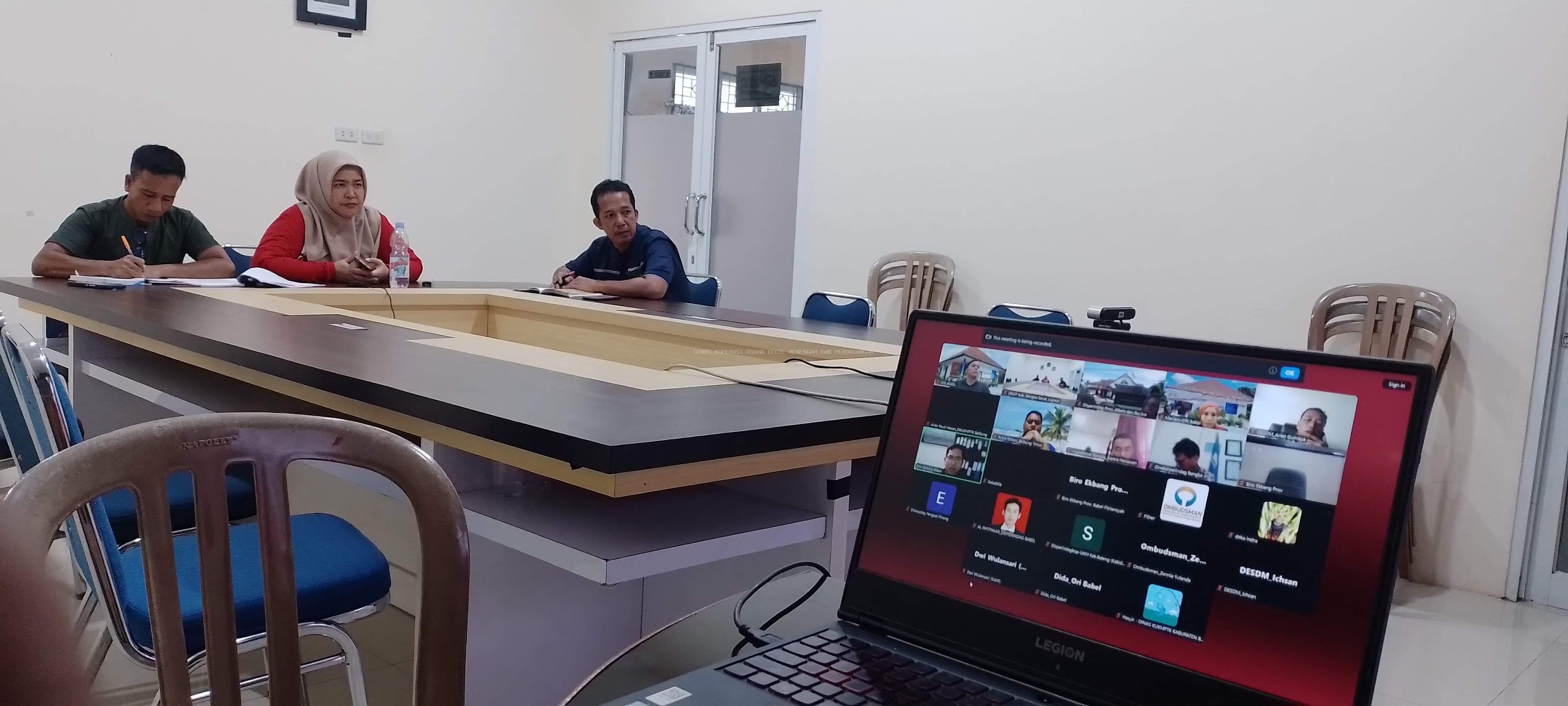 DKUP KABUPATEN BANGKA BARAT MENGHADIRI ZOOM MEETING OMBUDSMAN TERKAIT RAKOR ISU KELANGKAAN GAS LPG